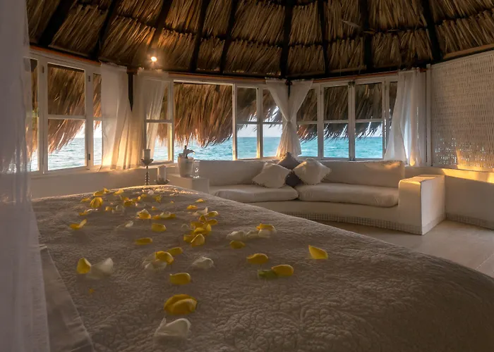 Hotel Coralina Island