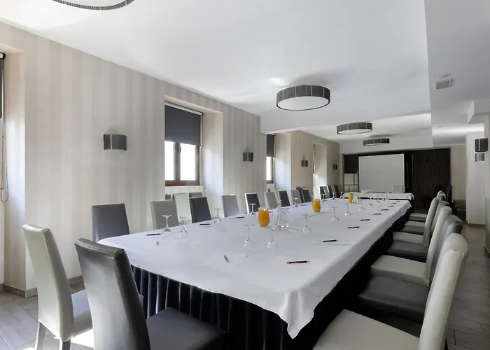 Hotel Reina Cristina
