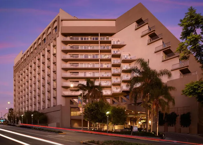 Hyatt Centric Delfina Santa Monica