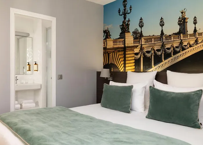 Midnight Hotel Parijs
