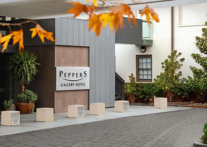Peppers Gallery Hotel