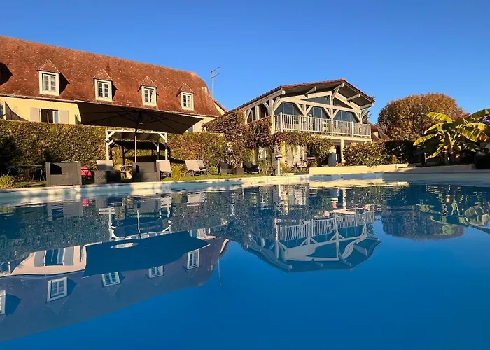 Hôtel Bien-Être Aux Cyprès de Marquay