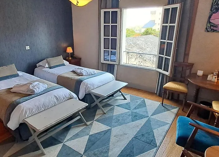 Logis Hotel Le Bussy