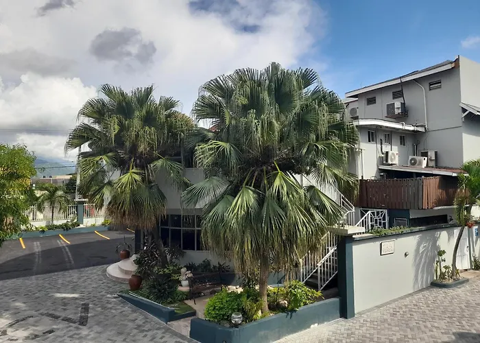 Christar Villas Hotel