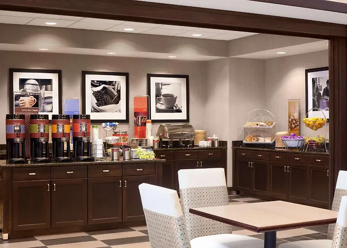 Hampton Inn & Suites - Mansfield