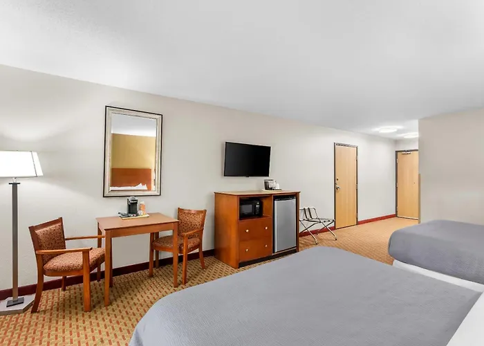 Quality Inn Near Interstate I94 New Buffalo