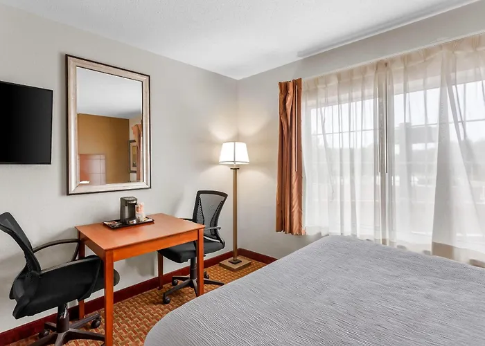 Quality Inn Near Interstate I94 New Buffalo
