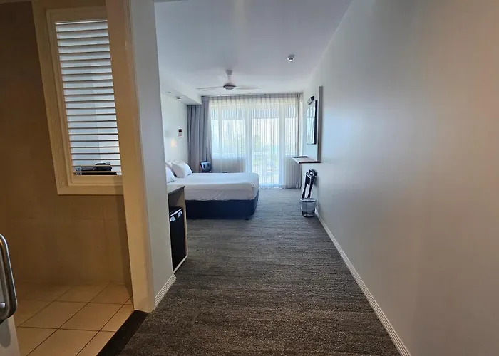 Heart Hotel And Gallery Whitsundays