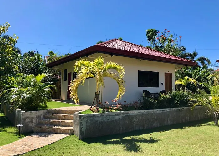 Strutz Art Garden Resort