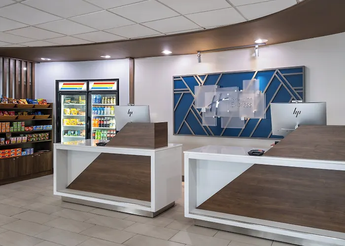 Holiday Inn Express Toledo North By Ihg