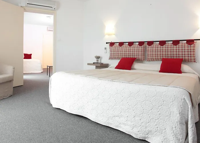 Hotel De Compostelle