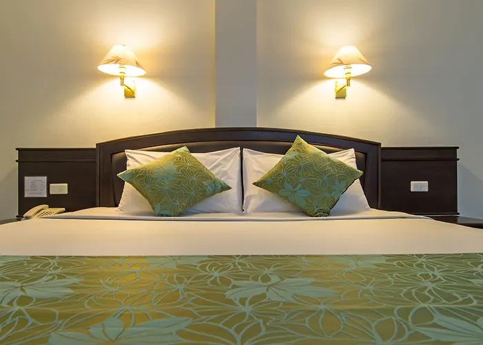 Green House Hotel