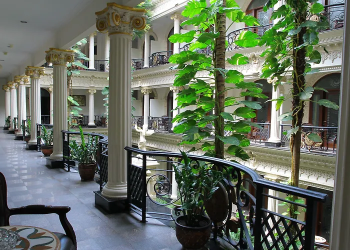The Grand Palace Hotel Malang