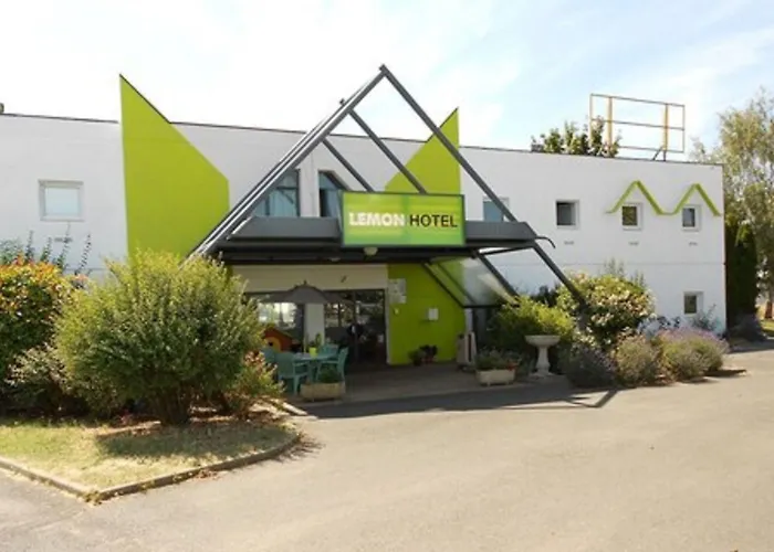 Lemon Hotel