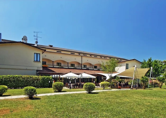 Albergo Della Roccia