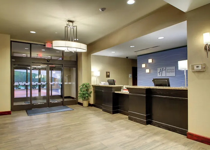 Holiday Inn Express Natchez South West By Ihg