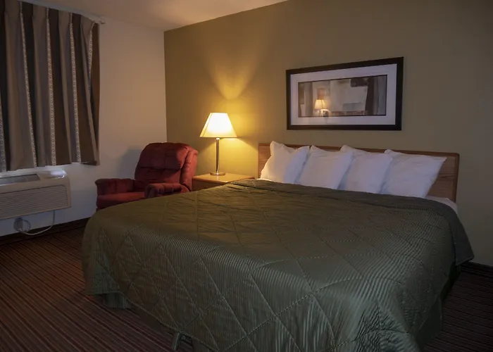 Baymont By Wyndham Waupun