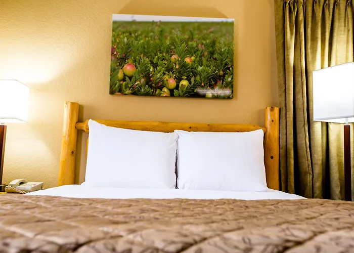 Cranberry Country Lodge