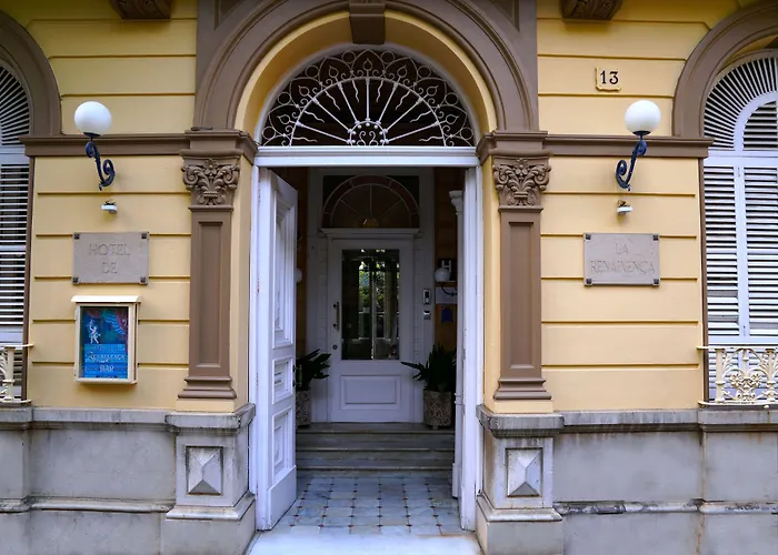 Hotel Medium Renaixença