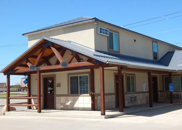 Winterton Suites Williston