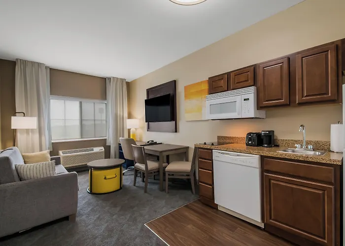 Comfort Inn & Suites Barnesville - Frackville