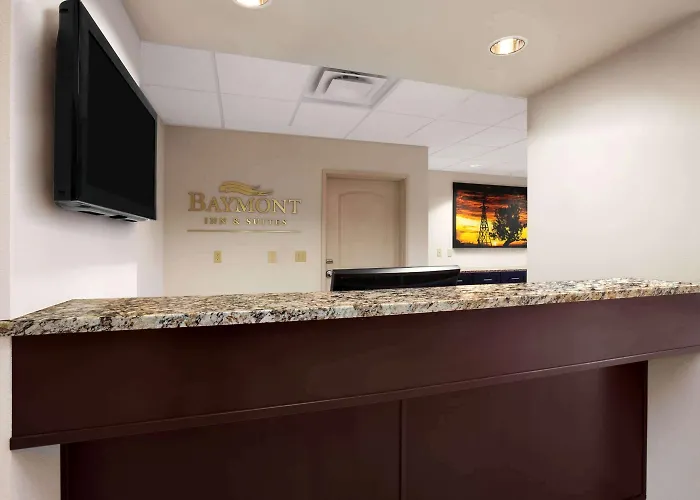 Baymont By Wyndham Hobbs