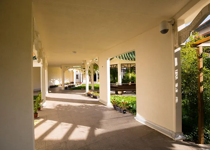 Hotel Huatian Chinagora
