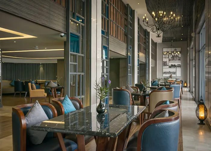 Paradise Suites Hotel
