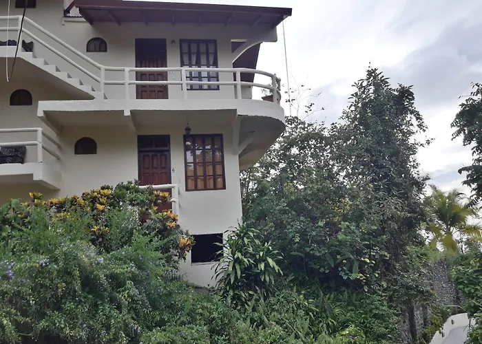 Hotel La Colina