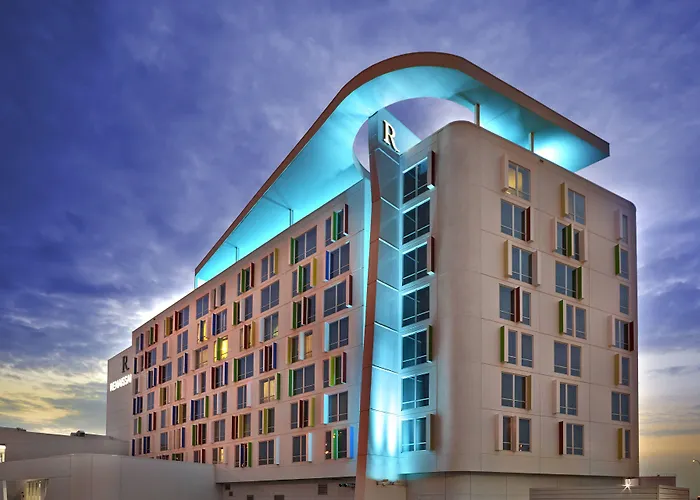 Renaissance Edmonton Airport Hotel