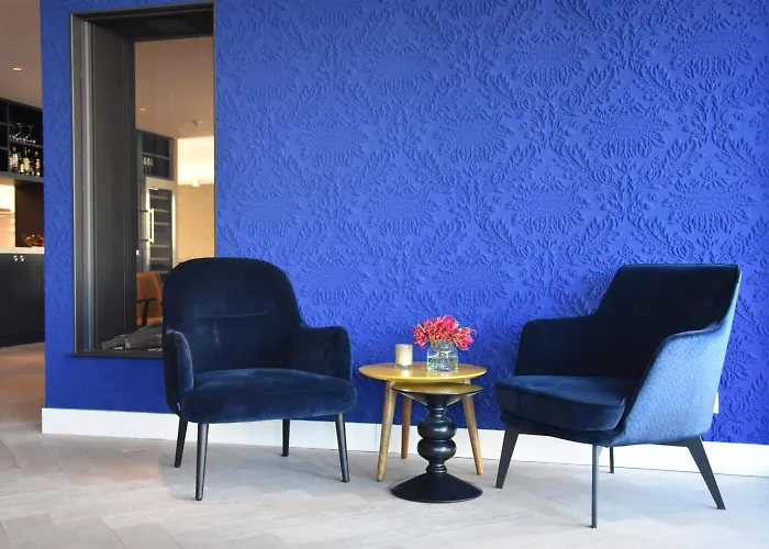 Blue Mansion Hotel