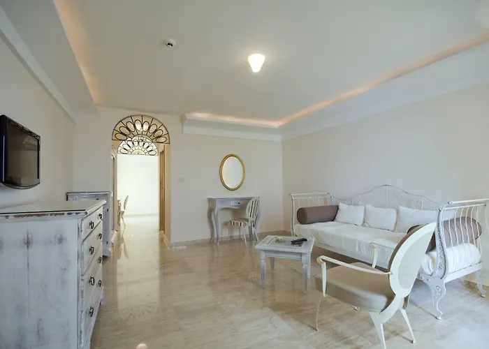 Azimut Hotel