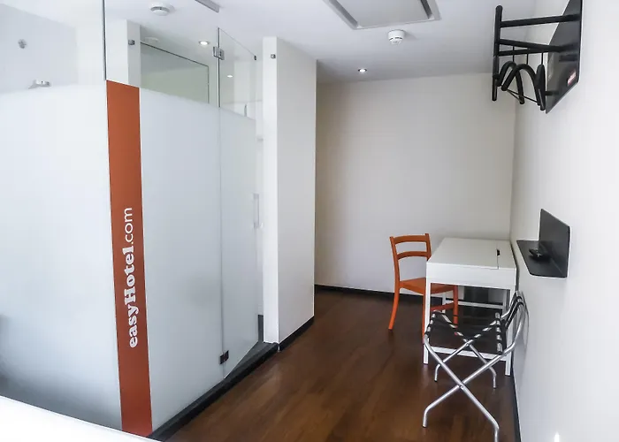 Easyhotel Rotterdam City Centre