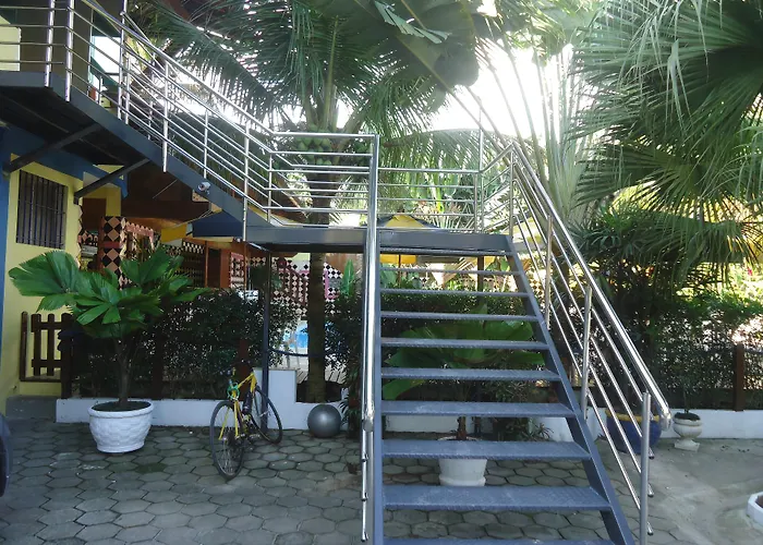 Hotel Camburi Praia