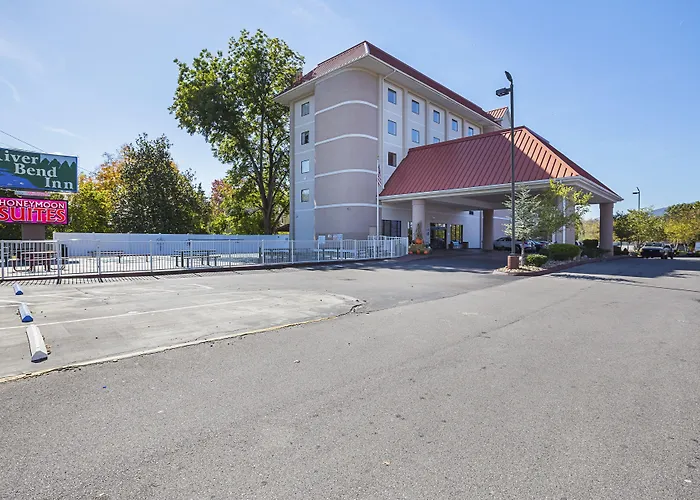 River Bend Inn - Pigeon Forge