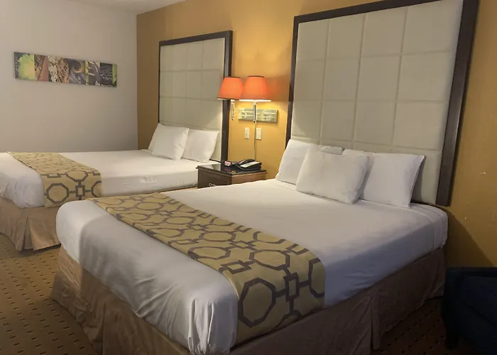 Brentwood Inn & Suites