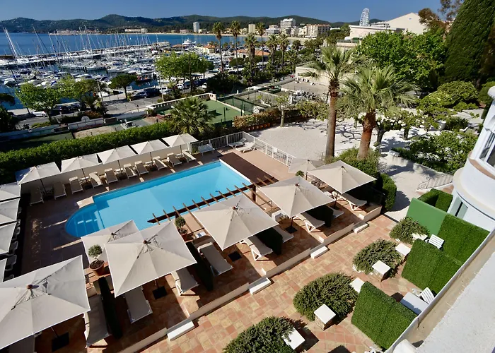 Auberge De La Calanque