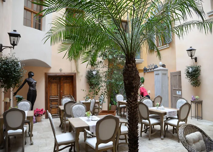Hotel Kolegiacki