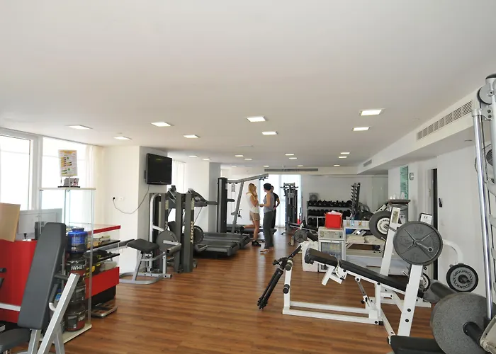 Island Luxurious Suites Hotel And Spa