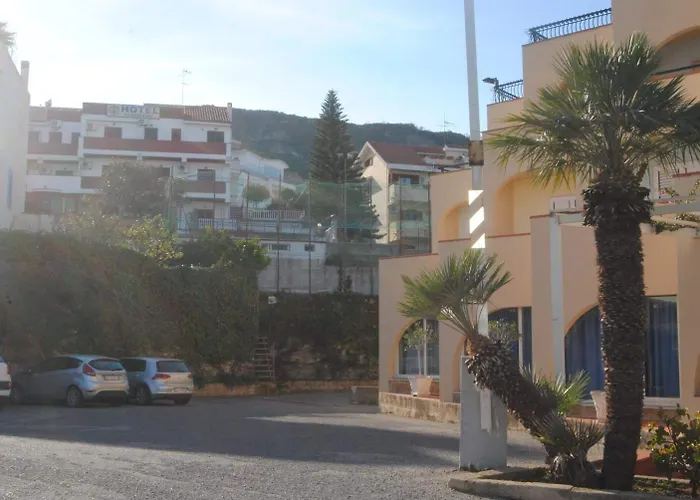 Helios Hotel
