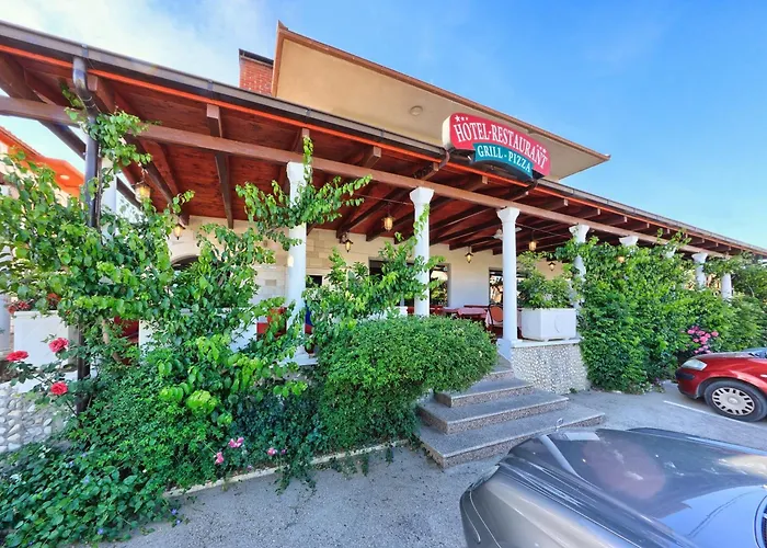 Hotel Trogirski Dvori