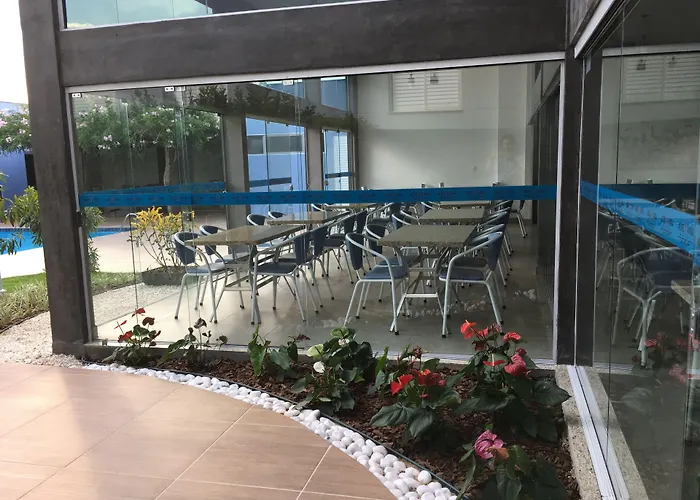 Hotel Aero Park E Estacionamento