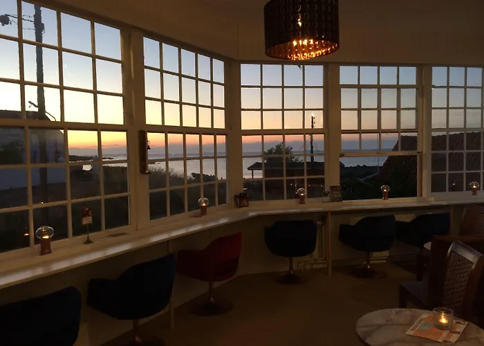 Hotel Sandvig Havn
