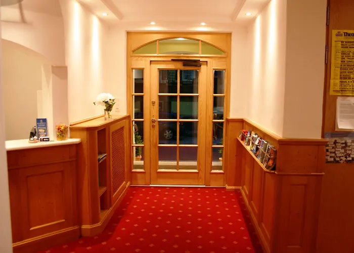 Hotel garni Almenrausch und Edelweiss
