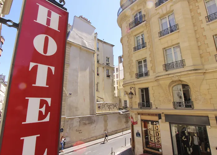 Hotel de la Bretonnerie Parigi