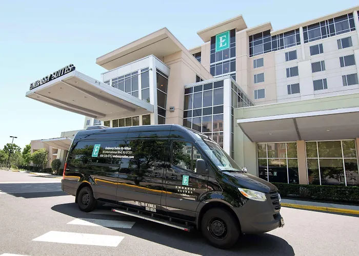 Embassy Suites By Hilton Newark Airport
