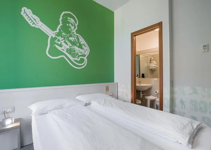 Sure Hotel By Best Western Nologo