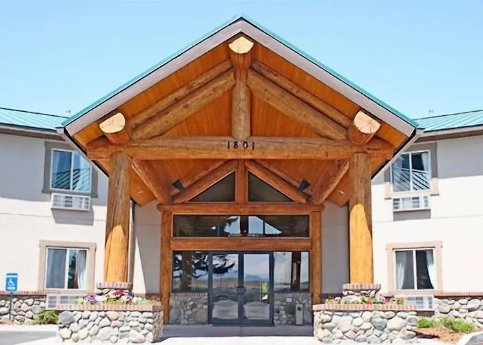 Cody Legacy Inn & Suites