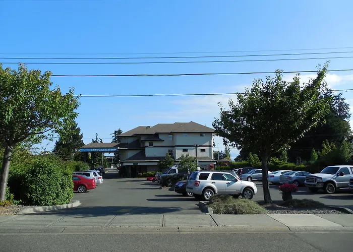 Coast Parksville Hotel