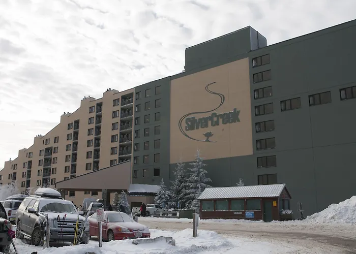 Silver Creek Lodge Snowshoe